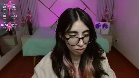 Snapshot of lena_roses chatting on January 15, 8:56 pm Lena online show from January 15, 8:56 pm