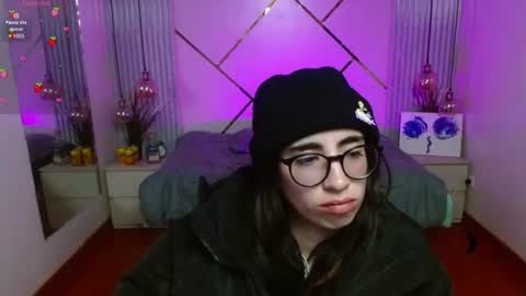 Lena online show from July 4, 7:31 pm