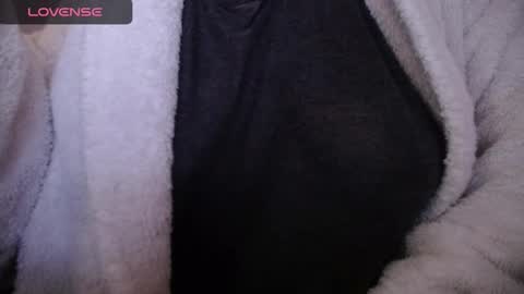 lenagolden online show from October 30, 1:34 pm