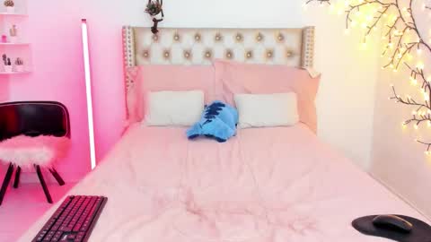 Lena  online show from March 23, 8:13 pm