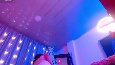 Snapshot of lenasweetx chatting on January 19, 5:05 am Lenna Kang online show from January 19, 5:05 am