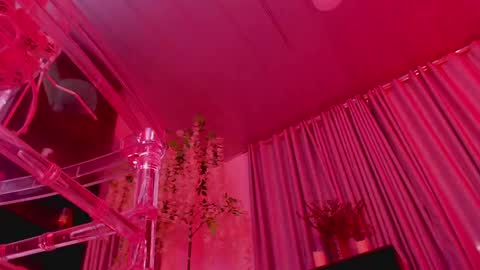 Snapshot of lenasweetx chatting on October 4, 9:46 pm Lenna Kang online show from October 4, 9:46 pm