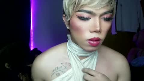 lena online show from June 14, 11:18 pm