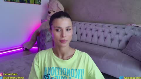Lenna Goddess online show from September 18, 5:20 am