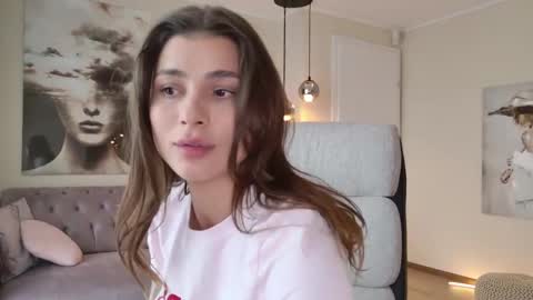 Snapshot of lenna_godess chatting on April 24, 10:28 am Lenna Goddess online show from April 24, 10:28 am