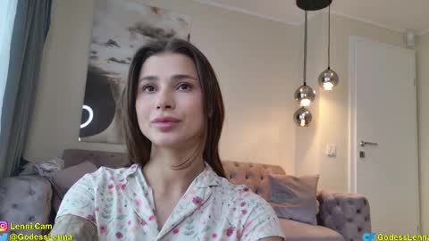 Snapshot of lenna_godess chatting on April 29, 6:50 am Lenna Goddess online show from April 29, 6:50 am