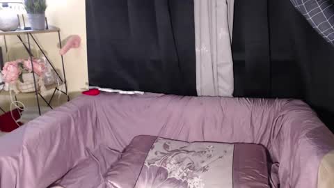 Snapshot of lennonxshit chatting on December 5, 12:41 am JANE online show from December 5, 12:41 am