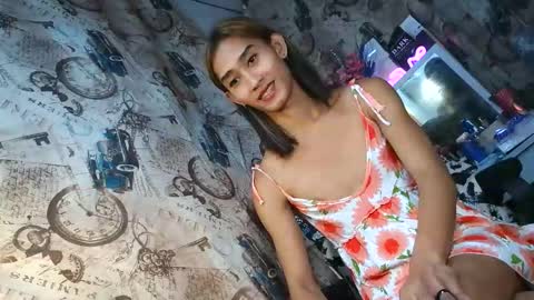 Snapshot of lennonxshit chatting on October 19, 5:24 pm JANE online show from October 19, 5:24 pm