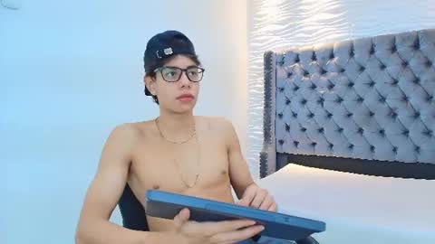 Snapshot of lenny_knox2 chatting on June 18, 12:09 pm LENNY online show from June 18, 12:09 pm