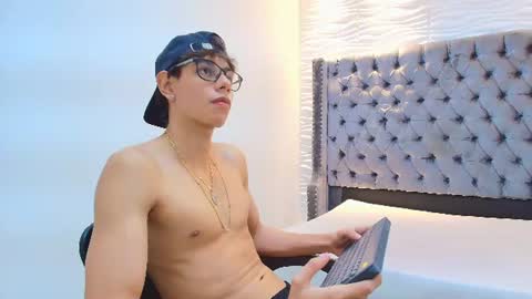 Snapshot of lenny_knox2 chatting on June 22, 12:13 pm LENNY online show from June 22, 12:13 pm