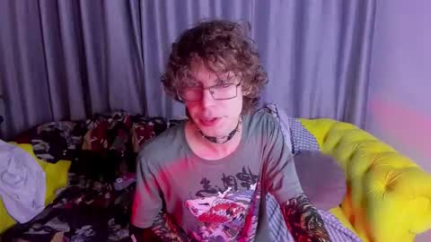Snapshot of leo_bensyten chatting on October 11, 3:10 pm Leo online show from October 11, 3:10 pm