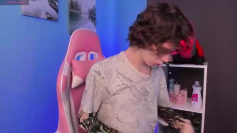 Snapshot of leo_bensyten chatting on October 13, 1:11 pm Leo online show from October 13, 1:11 pm