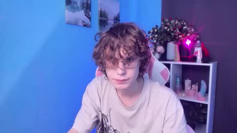 Snapshot of leo_bensyten chatting on October 16, 11:55 am Leo online show from October 16, 11:55 am