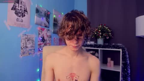 Snapshot of leo_bensyten chatting on November 29, 10:40 am Leo online show from November 29, 10:40 am