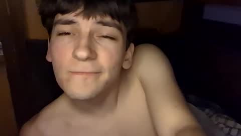 Snapshot of leo_cutie chatting on November 20, 7:46 pm leo_cutie online show from November 20, 7:46 pm