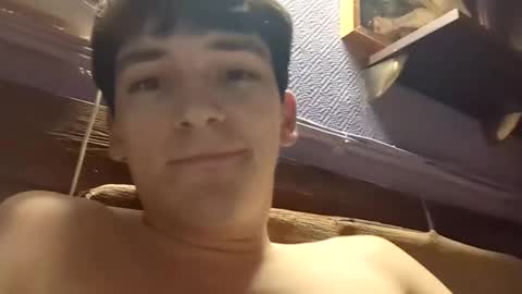 Snapshot of leo_cutie chatting on November 23, 6:19 pm leo_cutie online show from November 23, 6:19 pm