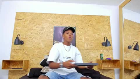 leo_jhonson online show from September 16, 12:39 pm
