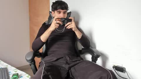 Leo Jones online show from September 30, 6:24 pm