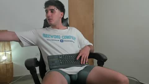 Leo Jones online show from June 11, 8:51 pm