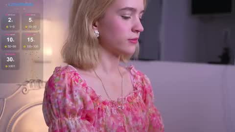 Snapshot of leo_lulu chatting on December 30, 3:46 pm Ashly online show from December 30, 3:46 pm