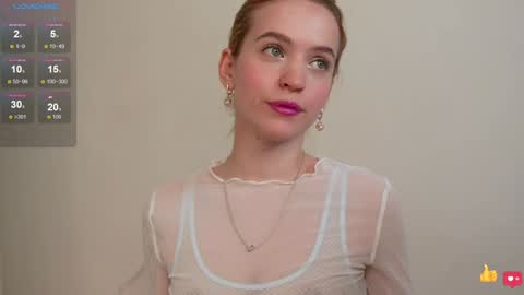 Snapshot of leo_lulu chatting on February 8, 3:53 pm Ashly online show from February 8, 3:53 pm