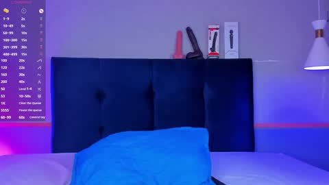 Snapshot of leo_savage_ chatting on November 21, 3:49 am Leo online show from November 21, 3:49 am