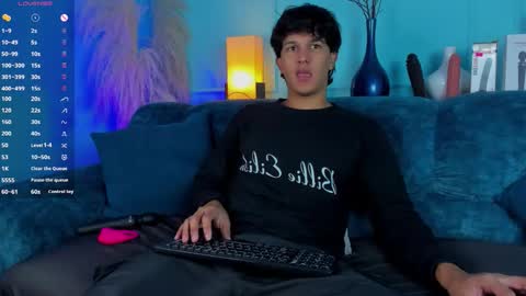 Snapshot of leo_savage_ chatting on December 2, 3:45 am Leo online show from December 2, 3:45 am