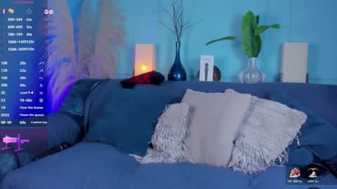 Snapshot of leo_savage_ chatting on December 15, 3:44 am Leo online show from December 15, 3:44 am