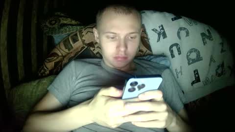 Snapshot of leo_timm chatting on October 4, 11:25 pm leo_timm online show from October 4, 11:25 pm