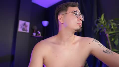 Leo online show from February 1, 1:15 am