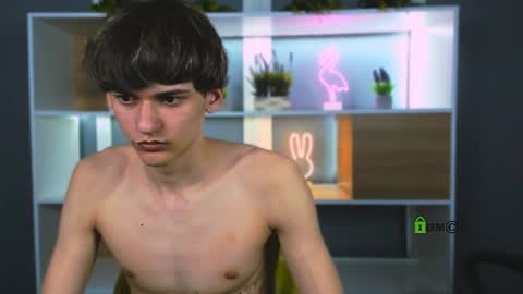 leo_valor online show from March 24, 8:03 pm