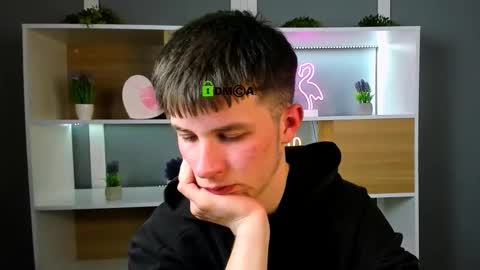 leo_valor online show from March 30, 6:42 pm