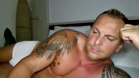 TheBigLeo online show from February 9, 8:57 pm