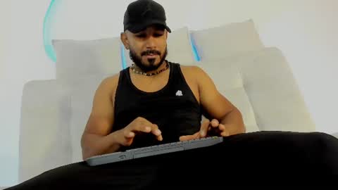 Snapshot of leocarter_ chatting on June 11, 1:09 pm leo online show from June 11, 1:09 pm