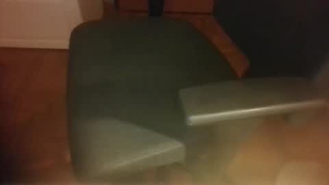 leom92 online show from April 4, 6:05 pm