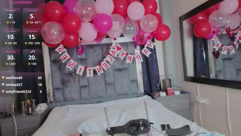 Snapshot of leomonnroe chatting on February 14, 10:23 am leomonnroe online show from February 14, 10:23 am