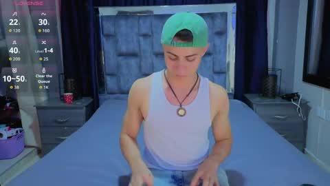 Snapshot of leomonnroe chatting on May 25, 7:31 pm leomonnroe online show from May 25, 7:31 pm