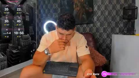 Leon Smoron online show from December 3, 1:35 am