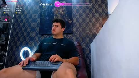 Leon Smoron online show from March 28, 1:27 am