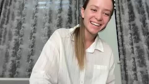 Emma online show from June 24, 2:05 pm