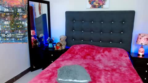 LUCY online show from December 10, 8:38 pm