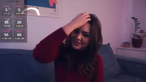 Mia online show from October 7, 8:11 am