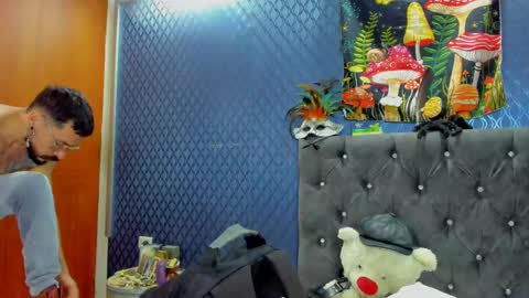 Len online show from March 12, 2:34 pm