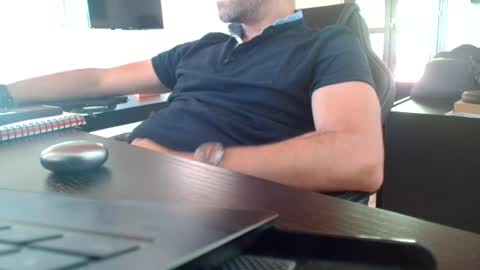 Snapshot of leone44 chatting on June 12, 10:25 am angel e sonia online show from June 12, 10:25 am