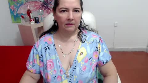 leonela   online show from September 18, 1:18 am