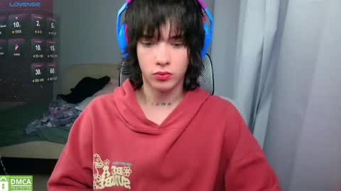 leonkissboy online show from May 22, 11:27 am