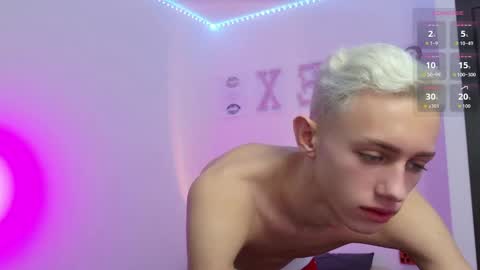 Snapshot of leonlure chatting on March 2, 7:15 am leonlure online show from March 2, 7:15 am