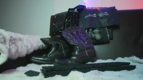 Snapshot of leonnardojaramillo chatting on December 3, 12:06 pm Lenardo jaramillo online show from December 3, 12:06 pm