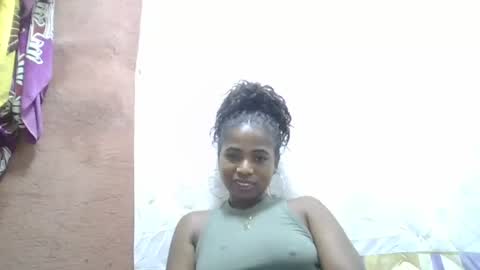 Snapshot of leonnetta chatting on March 25, 9:37 am leonnetta online show from March 25, 9:37 am