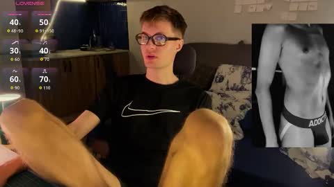 Leon online show from February 27, 5:24 pm